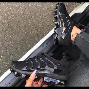 Nike Women’s Vapor Max Plus